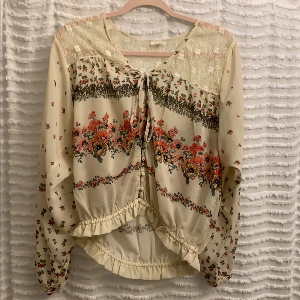 Floral top
